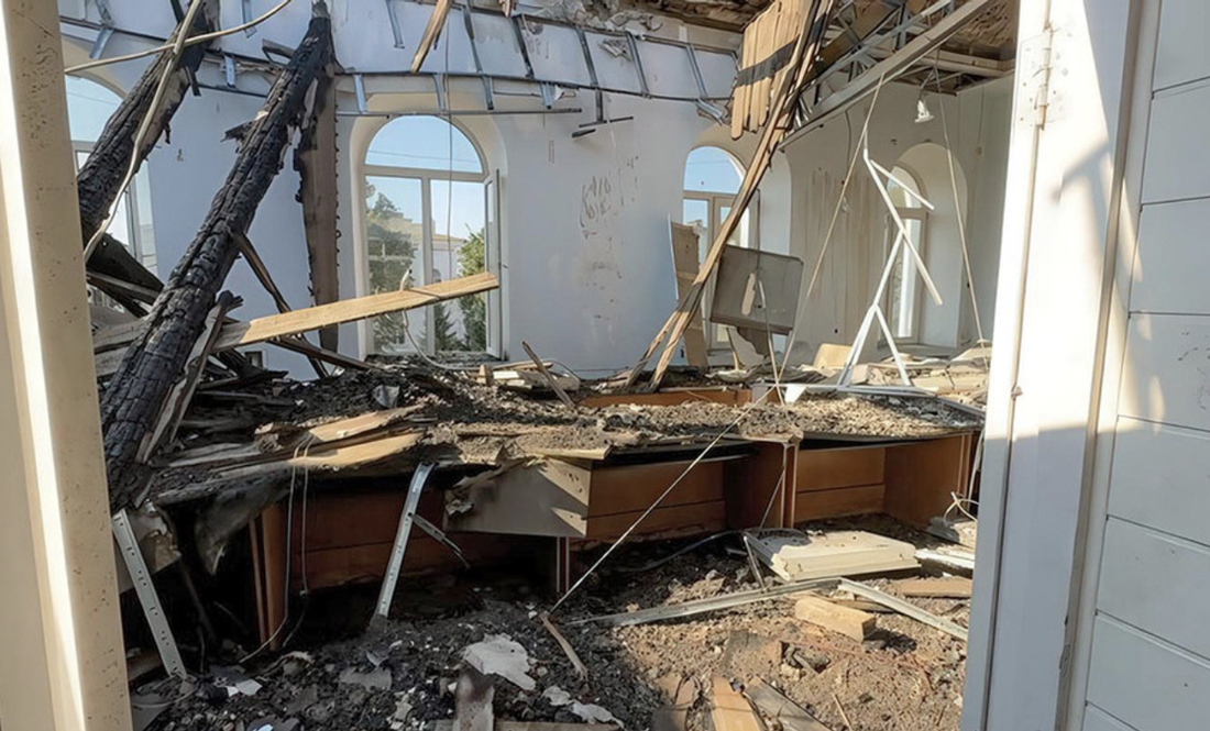 Міська рада Прилук після російського удару. Фото Суспільне