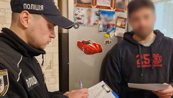 Поліція Чернігова встановила водія, який наїхав на військового