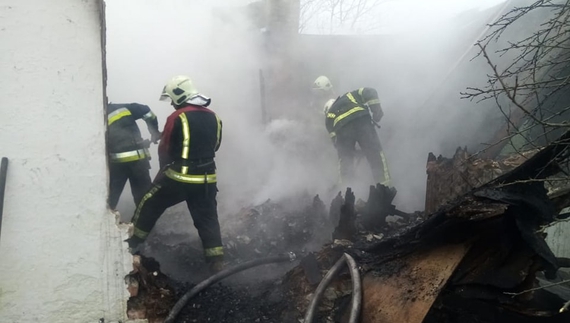 На Чернігівщині мертвого чоловіка знайшли у власному будинку