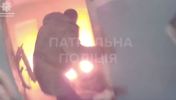 Багатоповерхівка, в яку влучив "шахед": перші кадри після вибуху