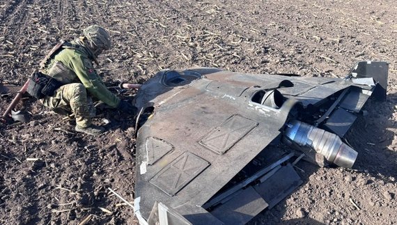 У Чернігівському районі знайшли реактивний дрон. Фото: поліція Чернігівщини