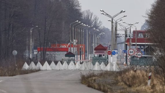 Журналісти Reuters і AP зробили фотозвіти з пункту пропуску «Нова Гута» в Гомельському районі