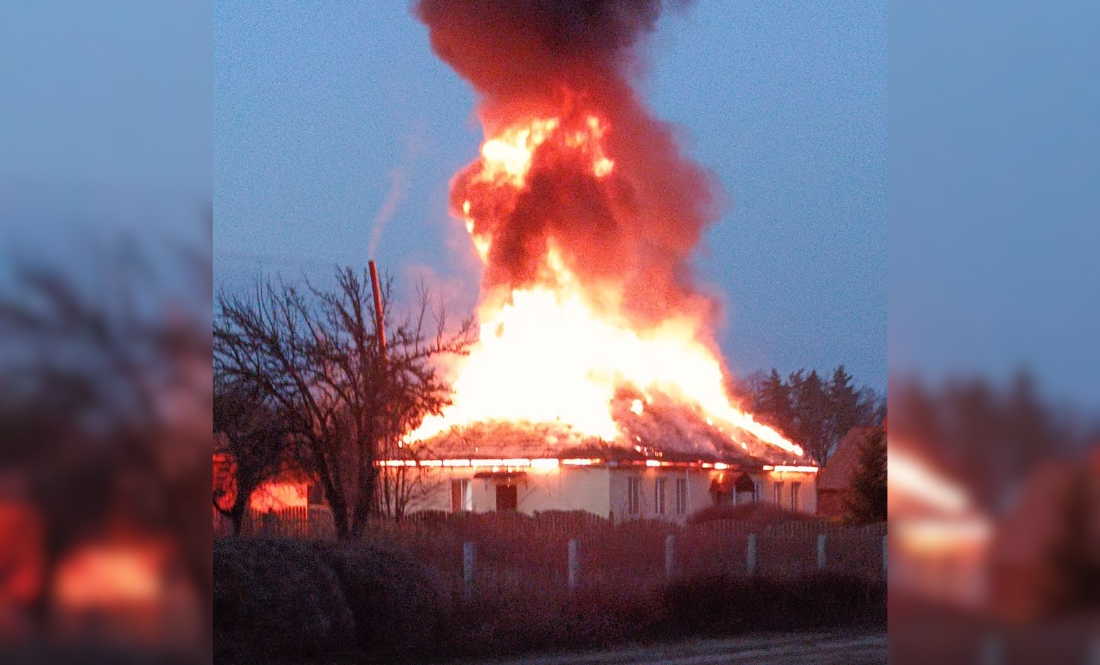 На Чернігівщині палає лісництво після атаки FPV-дронів