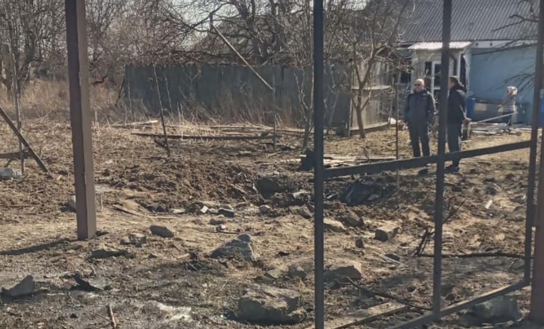 Величезна вирва: у приміській громаді біля Чернігова вибухнув "шахед"