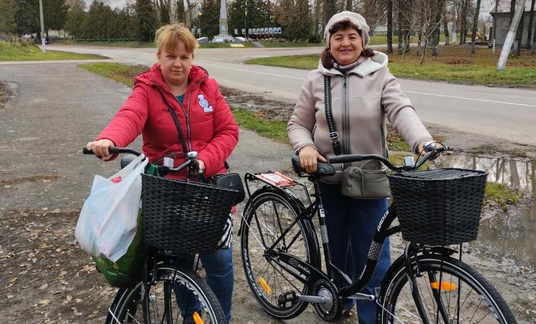 Соцпрацівникам у громаді купили жіночі прогулянкові велосипеди