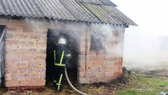 За минулу добу на Чернігівщині сталося три пожежі – горіли будинок, лазня та господарча будівля