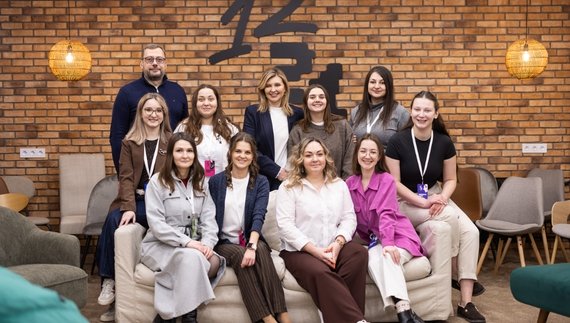 Молодіжний простір «12–21»: перша леді зустрілася з підлітками в Чернігові