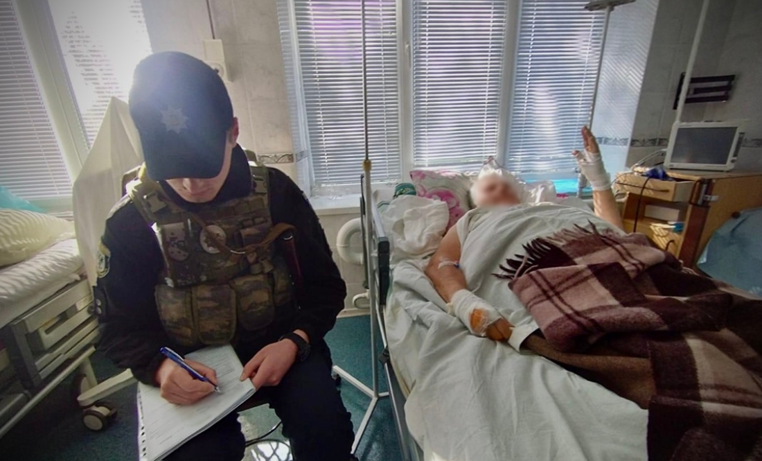 Росіяни запустили безпілотник по жінці, яка поралася по господарству