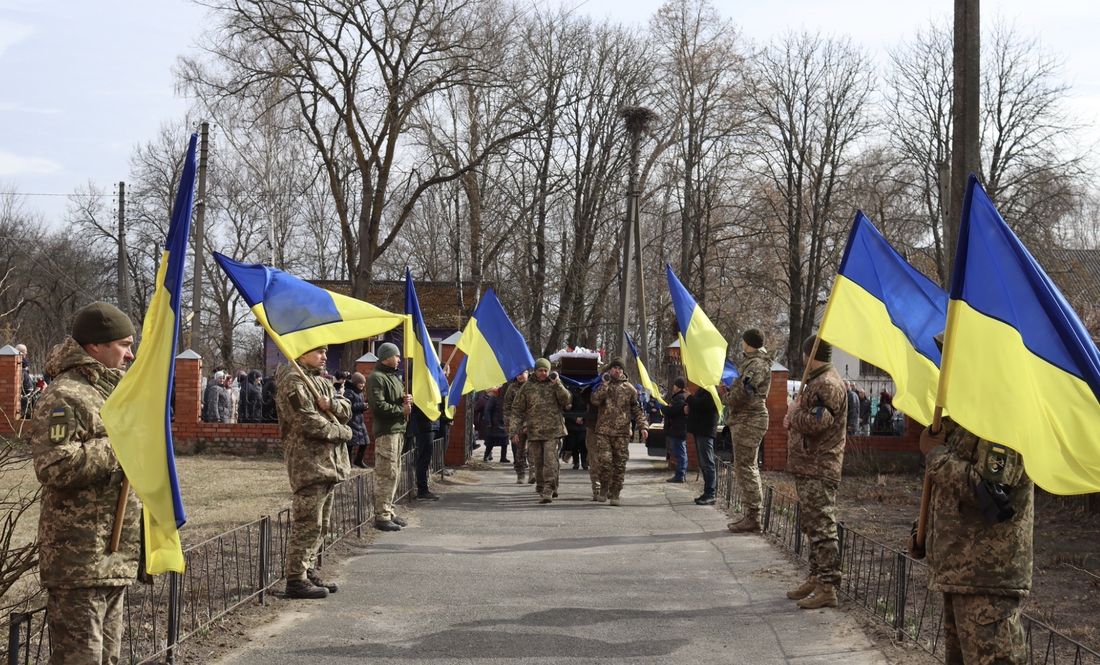 На Чернігівщині поховали чотирьох бійців ЗСУ