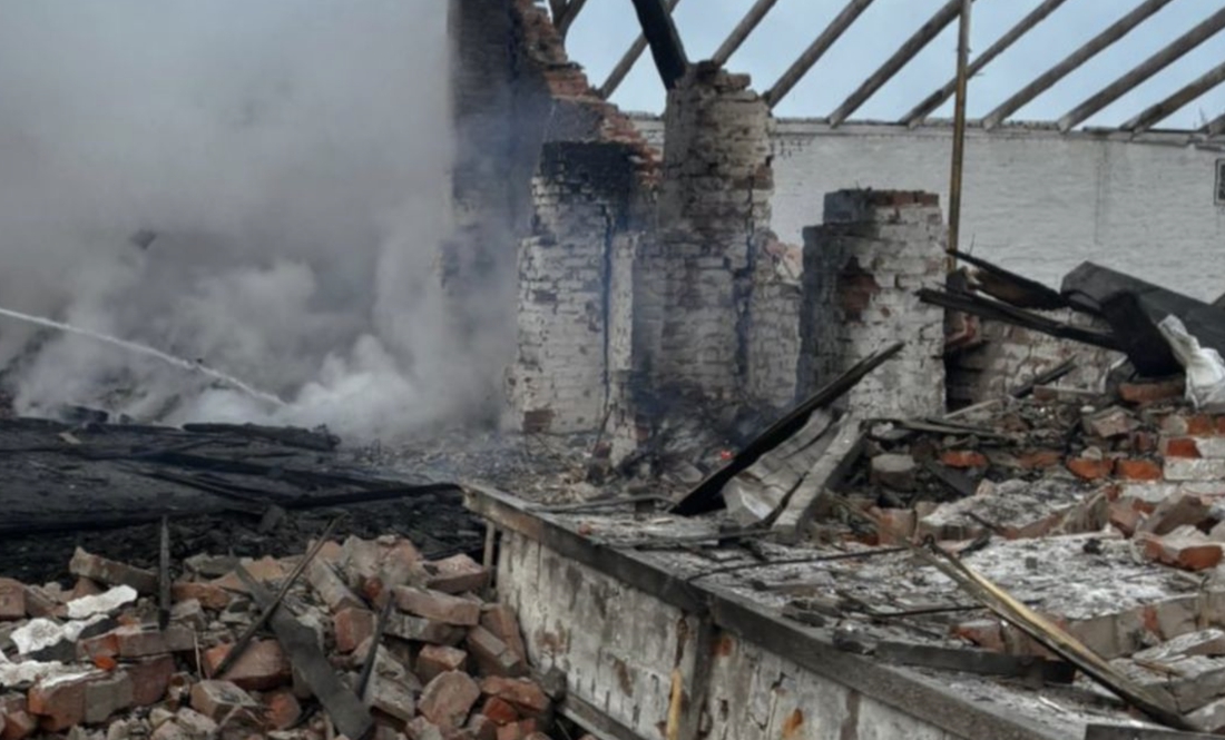 Росіяни запустили вісім ударних дронів по одному селу в прикордонні Чернігівщині