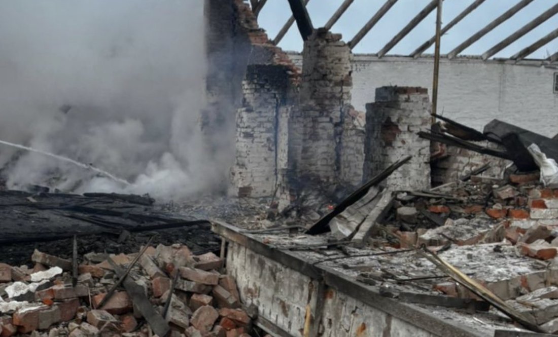 Росіяни запустили вісім ударних дронів по одному селу в прикордонні Чернігівщині