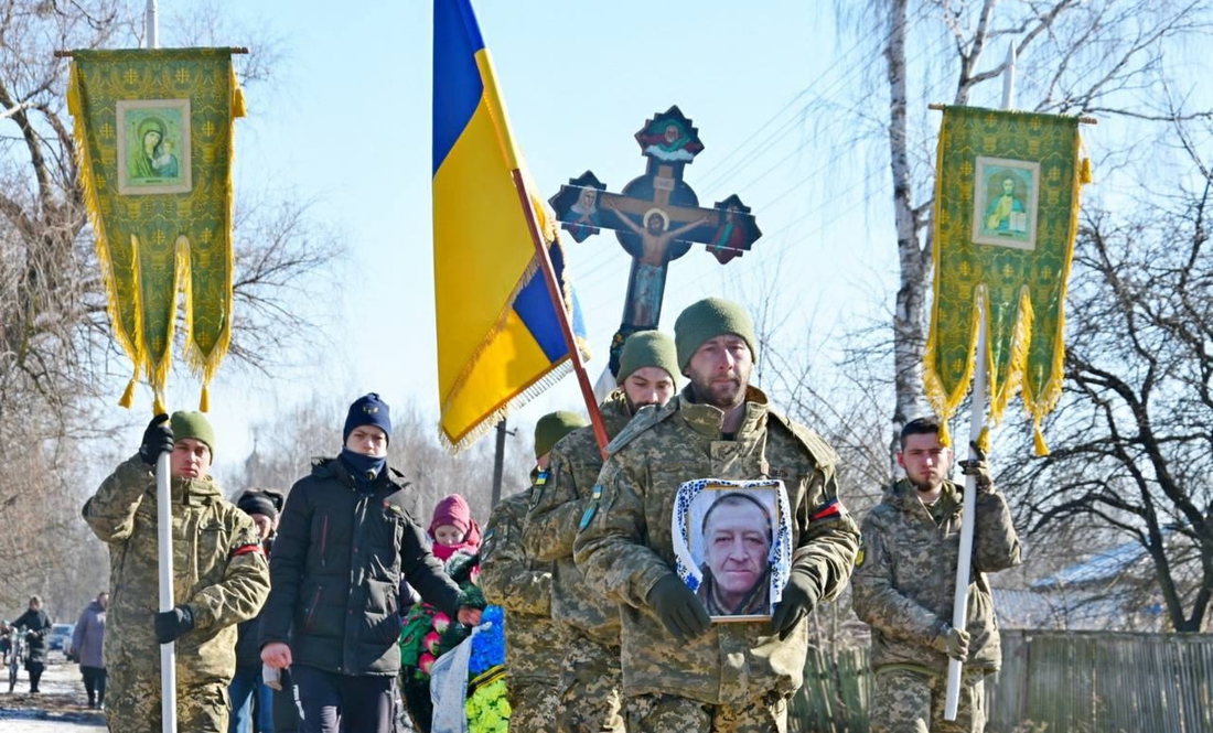 У громадах Чернігівщини попрощались із пʼятьма воїнами, які загинули на війні