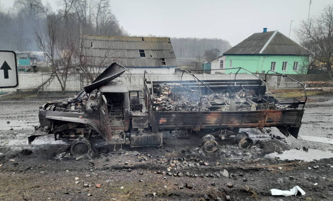 Бої у центрі Чернігівщини: біля Лосинівки десятки знищених  російських бойових машин