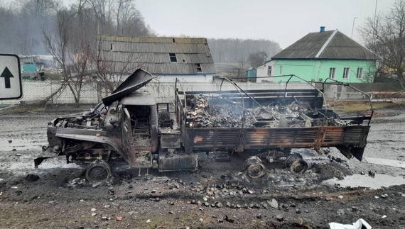 Бої у центрі Чернігівщини: біля Лосинівки десятки знищених  російських бойових машин