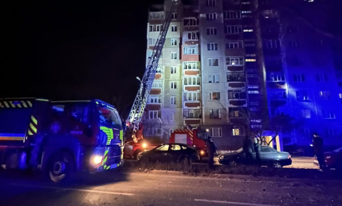 Наслідки удару по 9-поверхівці у Чернігові: що пошкоджено