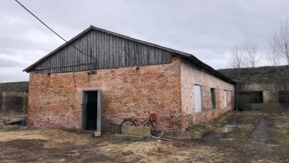 На Чернігівщині через борги виставили на аукціон молочний блок