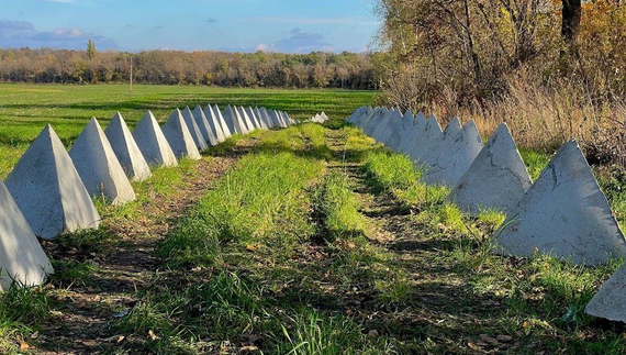 В Брянщині біля чернігівського кордону на міні підірвалися двоє російських військових медиків, ще один солдат розбився