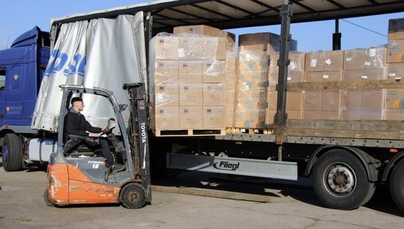 У громаді на Чернігівщині роздавали гуманітарну допомогу: хто отримав