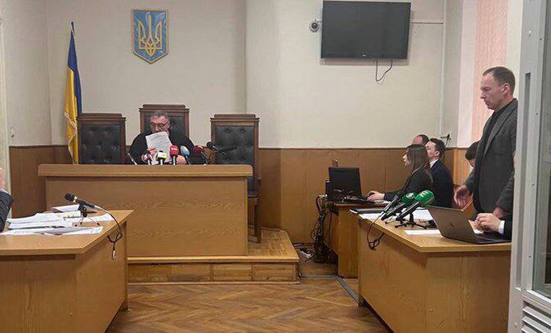 У Чернігівській міській раді у порушення закону не публікують розпорядження голови - про відпустки, відрядження та премії