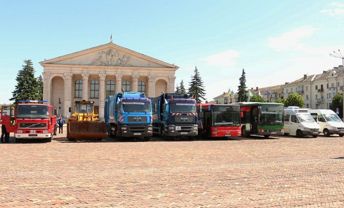 Безкоштовно: Чернігів отримав спецтехніку від держави та благодійників