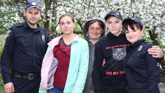 В Ягідне повернувся юнак, якого окупанти вивезли в Білорусь