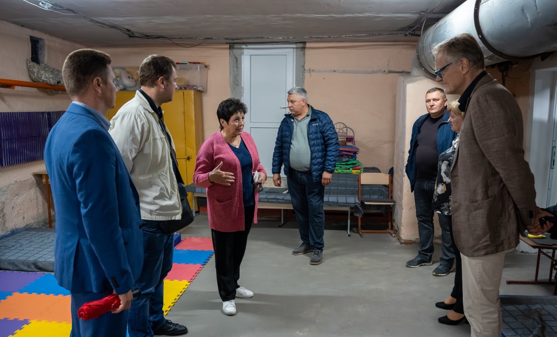 У селищі капітально ремонтують укриття для дітей
