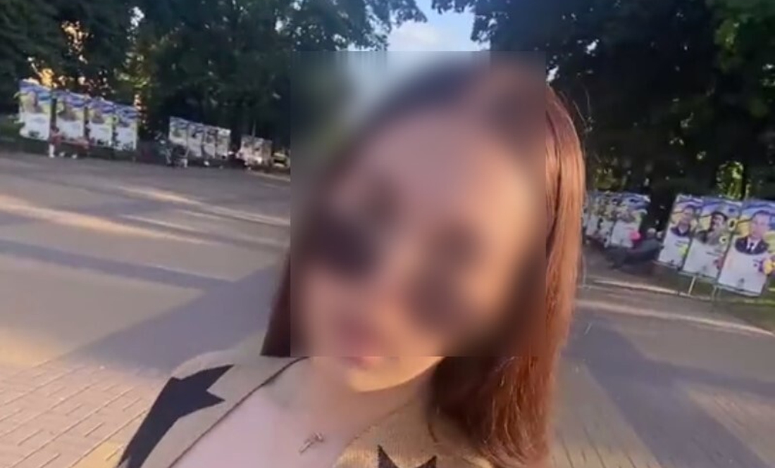 Співала російські пісні на Алеї Героїв: поліція Чернігівщини розслідує інцидент