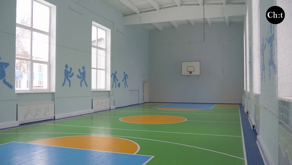 Після зимових канікул школярі зможуть повноцінно займатися в оновленому спортзалі