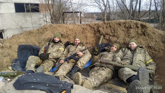 Оборонці Чернігова в районі ЗАЗу