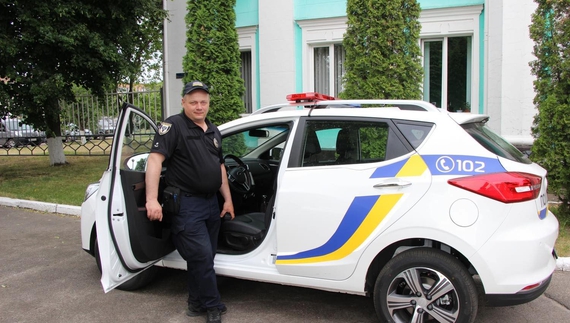 У громаді на Чернігівщині придбали поліцейське авто