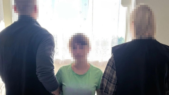 У Чернігові затримали агентку ФСБ: коригувала удари по ТЦК
