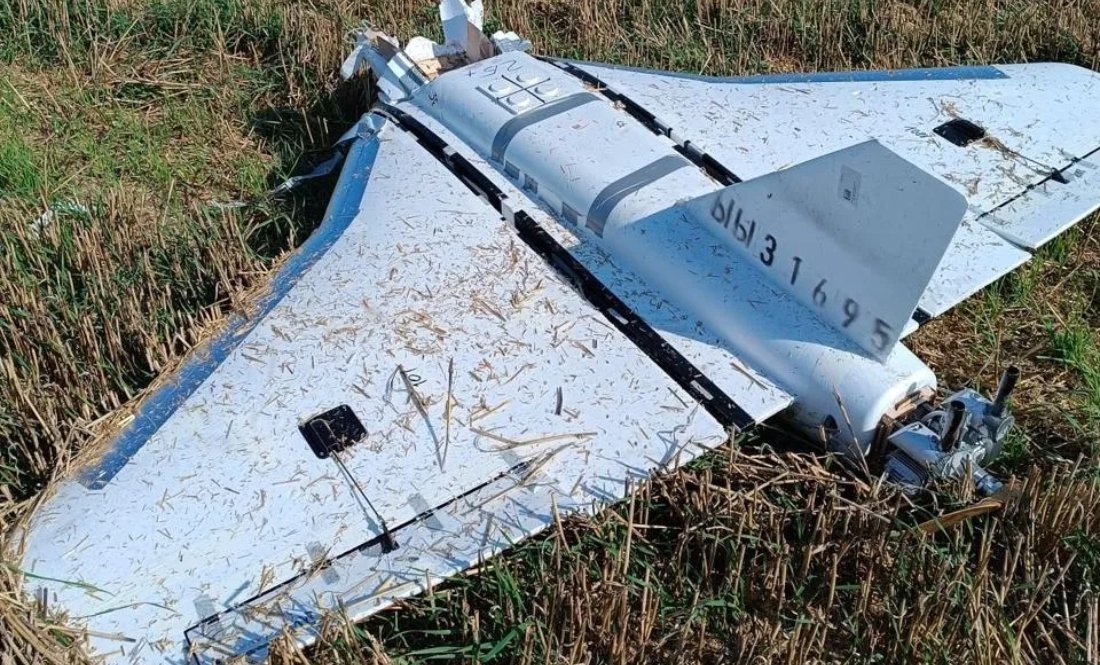 На Чернігівщині жителі хотіли розібрати російський дрон, щоб злити пальне