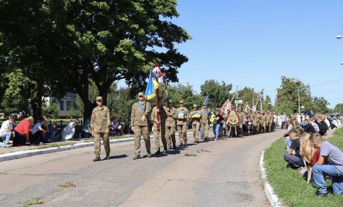 Прощання із Анатолієм Кузьменко із села Журавка на Варвинщині