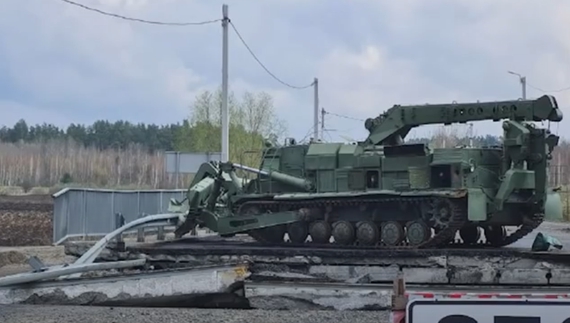 У Ніжині хочуть поставити пам’ятник бульдозеру, який врятував місто від рашистів