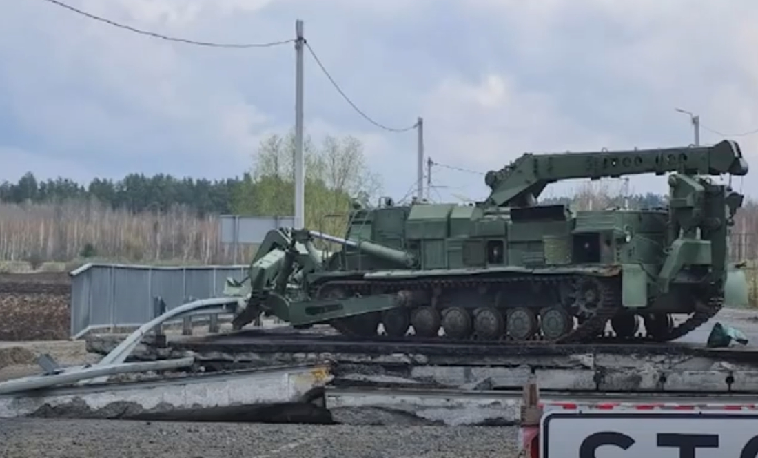 У Ніжині хочуть поставити пам’ятник бульдозеру, який врятував місто від рашистів