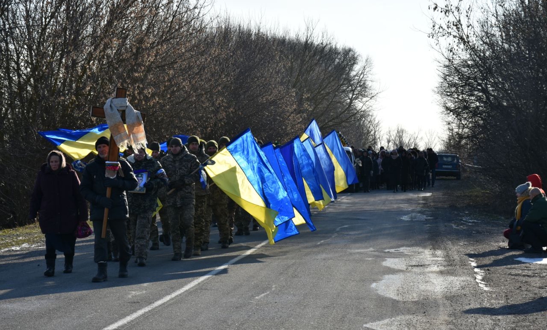 Загинули на Донеччині: на Чернігівщині поховали двох бійців