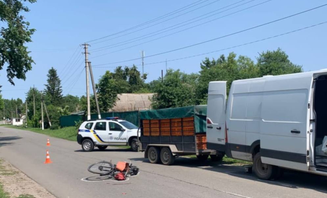 На Чернігівщині мікроавтобус збив дитину