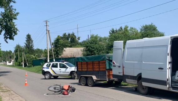На Чернігівщині мікроавтобус збив дитину