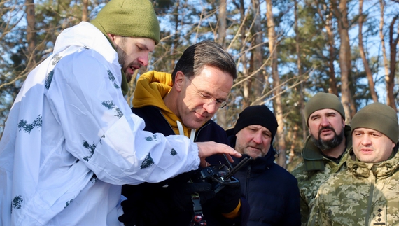 Марк Рютте зустрівся з чернігівськими прикордонниками