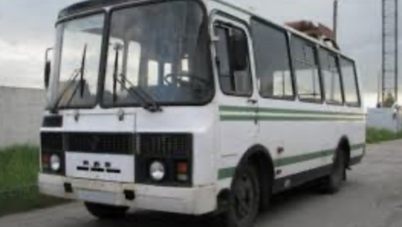 «Приватних перевізників змусити не можу»: жителі села мучаться без автобуса