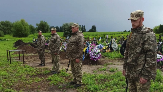 На Чернігівщині поховали двох земляків які загинули на Донбасі