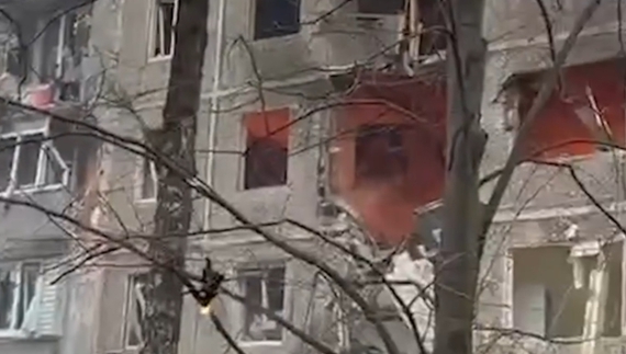 Вибух у Чернігові: дрон влучив у 5-поверхівку