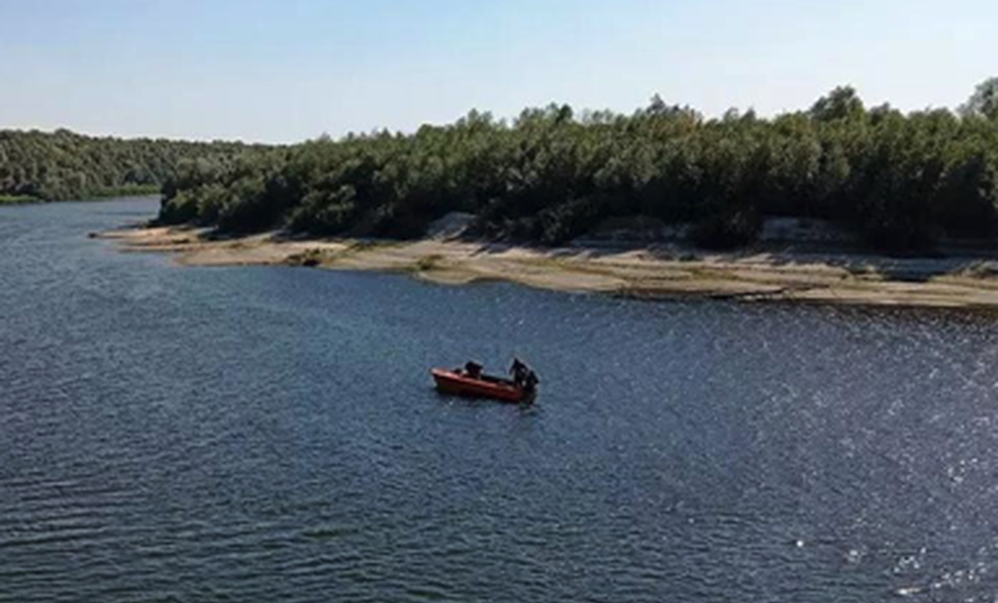 Знайшли тіла двох хлопців, які втопилися в Десні. Фото ДСНС у Чернігівській області