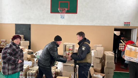 Першу гуманітарну допомогу доставили в Іванівку та Ягідне