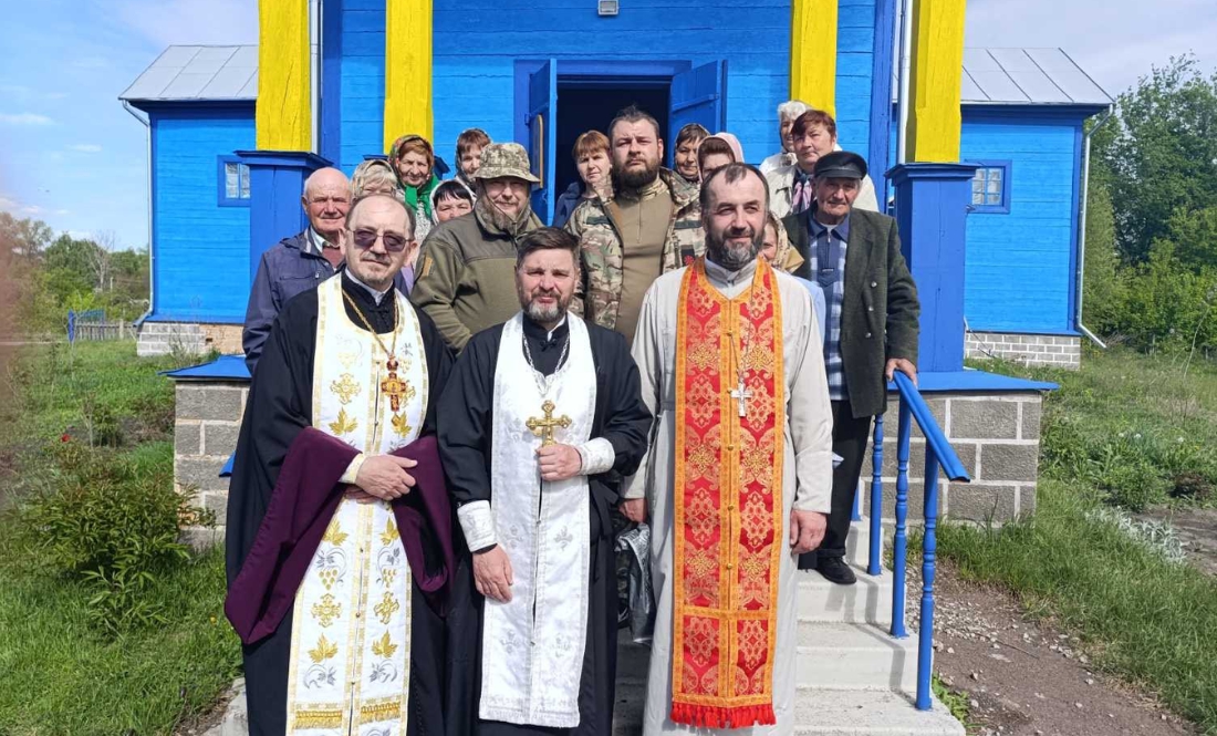 У храмі Ніжинської громади вперше молилися українською
