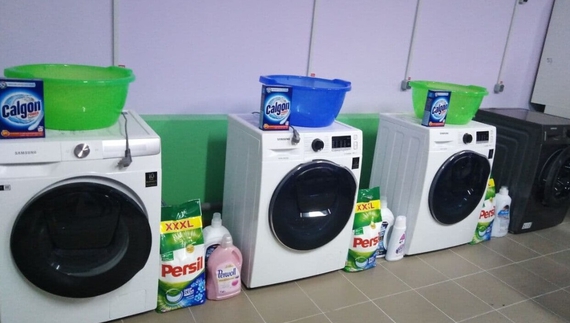 Зростає попит на послуги соціальної пральні: яка їх вартість
