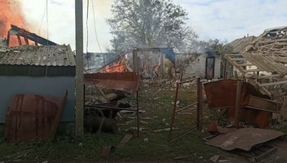 Шахед ударив у будинок жительки Носівської громади. 4 жовтня 2026 року. Фото Нацполіція