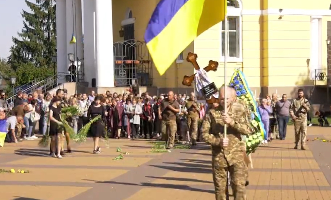 На Чернігівщині попрощалися з солдатами, які загинули у боях на Сході України