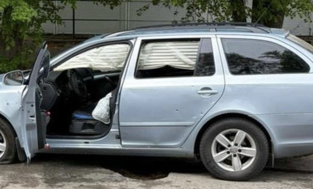 Росіяни атакували дроном автівку в прикордонному місті