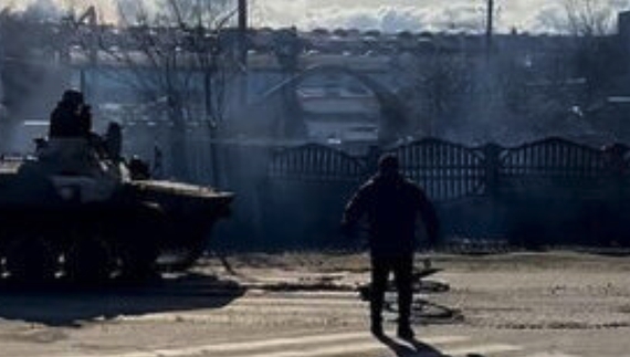 Велосипед, яким чоловік зупиняв російський танк, стоїть за хатою: щоб ніхто не вкрав